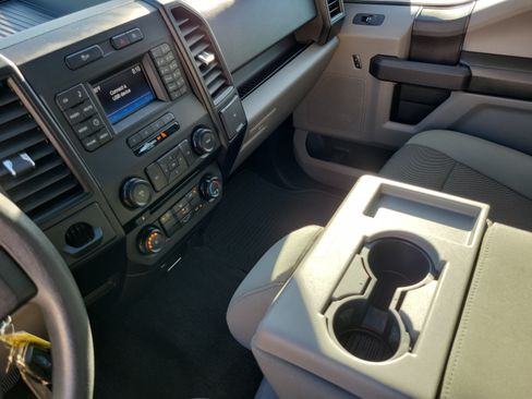 Used 2016 Ford F150 XL w/ Equipment Group 101A Mid RWD image 8