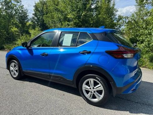 Used 2025 Nissan Kicks Play S FWD image 7