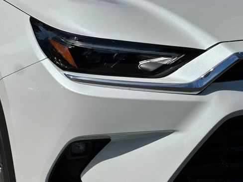 New 2026 Toyota Grand Highlander Limited image 32