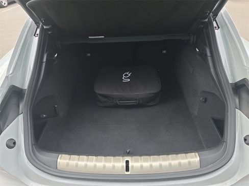 Used 2023 Porsche Taycan 4S image 18