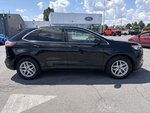 Used 2024 Ford Edge SEL AWD/4WD image 2