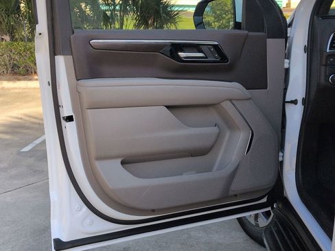 New 2026 Chevrolet Tahoe LS RWD image 9