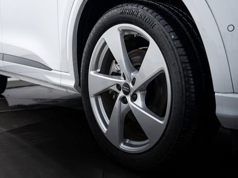 New 2025 Audi Q5 Premium Plus image 21