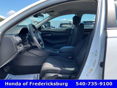 Used 2023 Honda Accord LX image 21