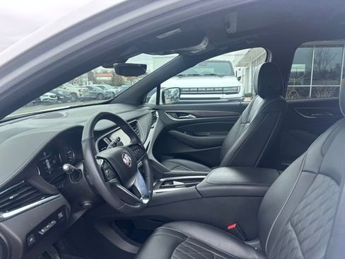 Used 2024 Buick Enclave Avenir w/ Avenir Technology Package image 11