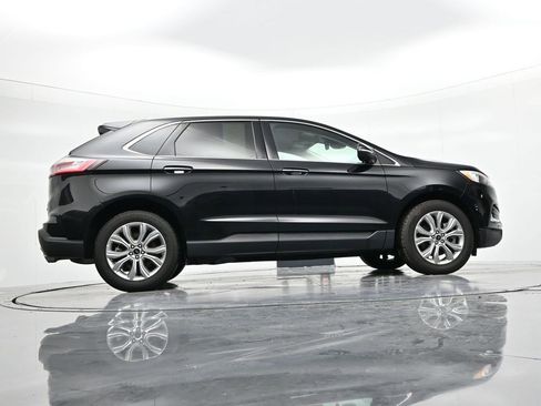 Used 2024 Ford Edge Titanium AWD/4WD image 21