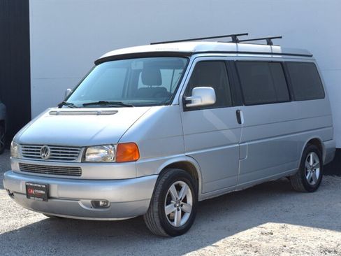 Used 2002 Volkswagen Eurovan MV FWD image 8