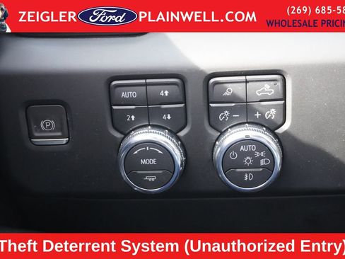 Used 2022 GMC Sierra 1500 Denali w/ Denali Reserve Package image 29