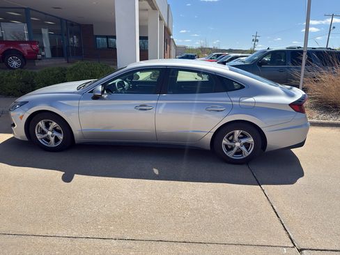 Used 2020 Hyundai Sonata SE image 9