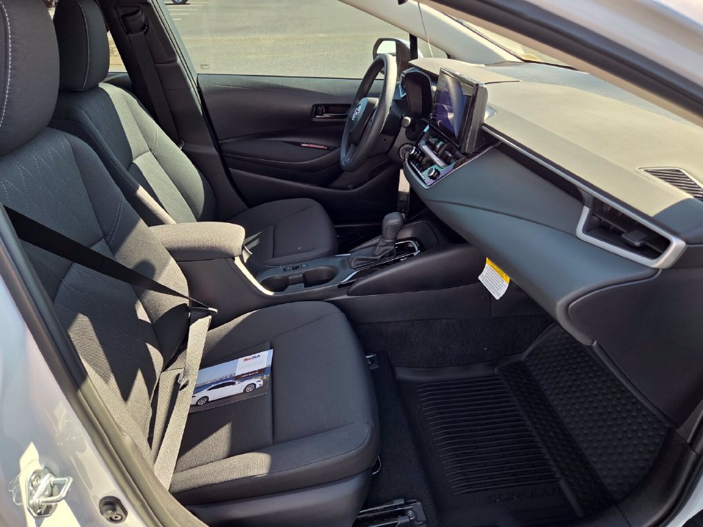 New 2027 Toyota Corolla LE FWD image 17