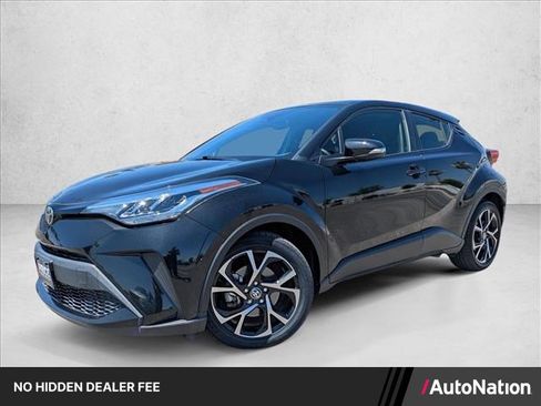 Used 2021 Toyota C-HR XLE FWD image 1