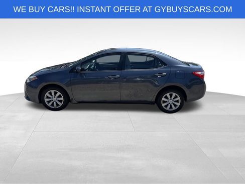 Used 2016 Toyota Corolla LE FWD image 3