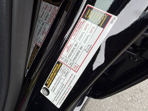 Used 2025 Nissan Leaf S FWD image 56