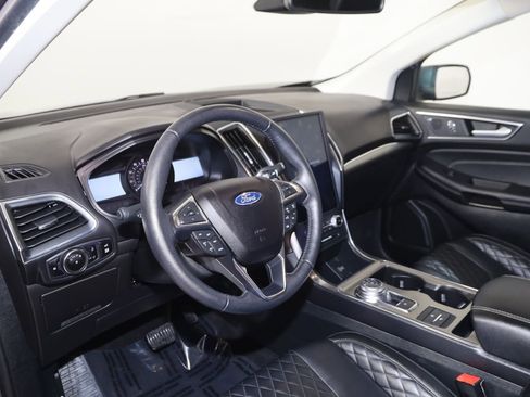 Used 2023 Ford Edge Titanium w/ Class II Trailer Tow Package AWD/4WD image 6