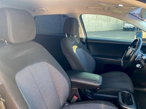 Used 2024 Hyundai Ioniq 5 SEL image 17