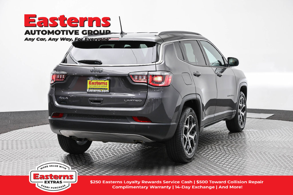 Used 2024 Jeep Compass Limited AWD/4WD image 7