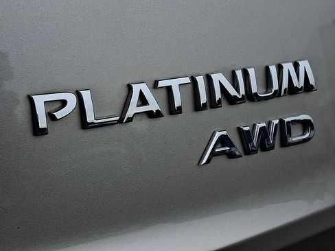 Certified 2023 Nissan Rogue Platinum w/ Platinum Premium Package AWD/4WD image 32