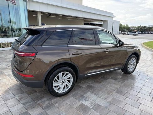 Certified 2022 Lincoln Corsair Standard image 2