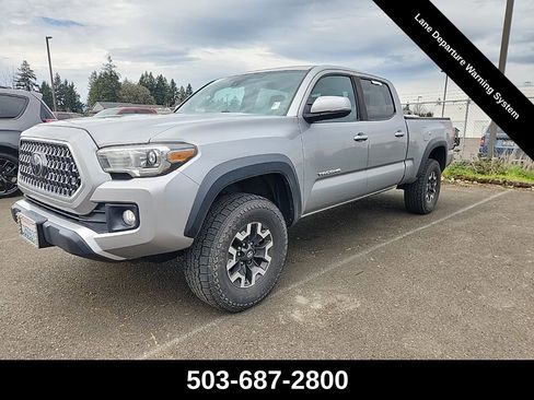 Used 2019 Toyota Tacoma TRD Off-Road image 1