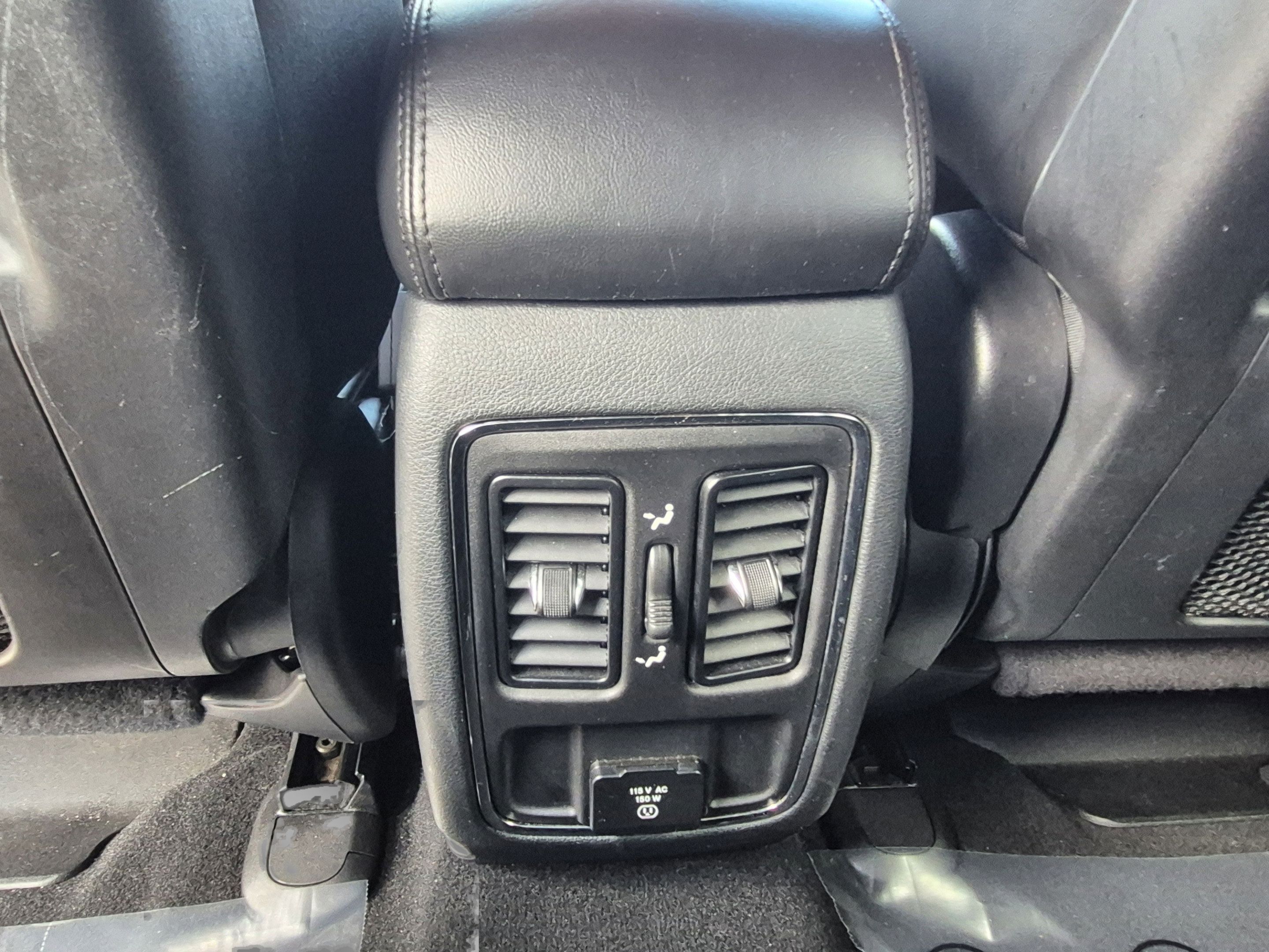Used 2019 Jeep Grand Cherokee Altitude RWD image 16