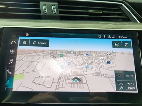 Used 2024 Audi Q8 e-tron Premium image 43