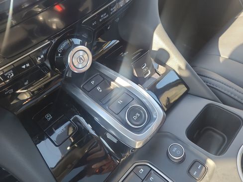 Used 2023 Acura MDX image 22