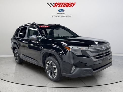 Certified 2026 Subaru Forester Premium AWD/4WD image 2