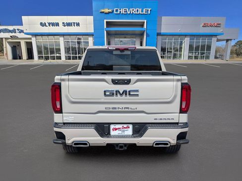 New 2026 GMC Sierra 1500 Denali Ultimate AWD/4WD image 9