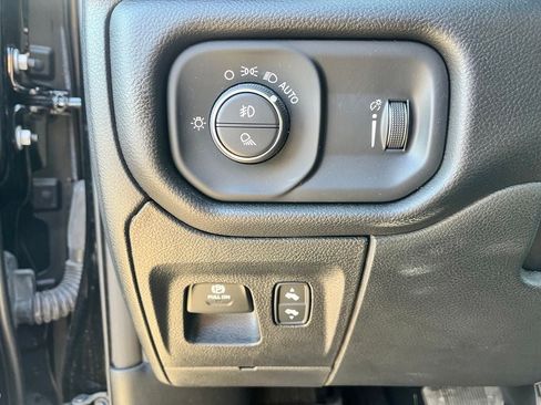 Used 2025 RAM 1500 Lone Star AWD/4WD image 22