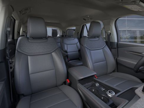 New 2026 Ford Explorer Active w/ Active Comfort Package AWD/4WD image 10