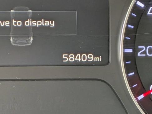 Certified 2024 Kia Forte LXS FWD image 28