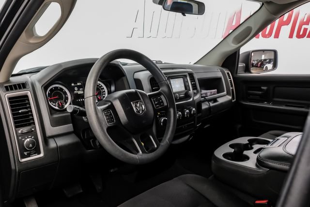 Used 2019 RAM 1500 Tradesman w/ Tradesman SXT Package RWD image 3