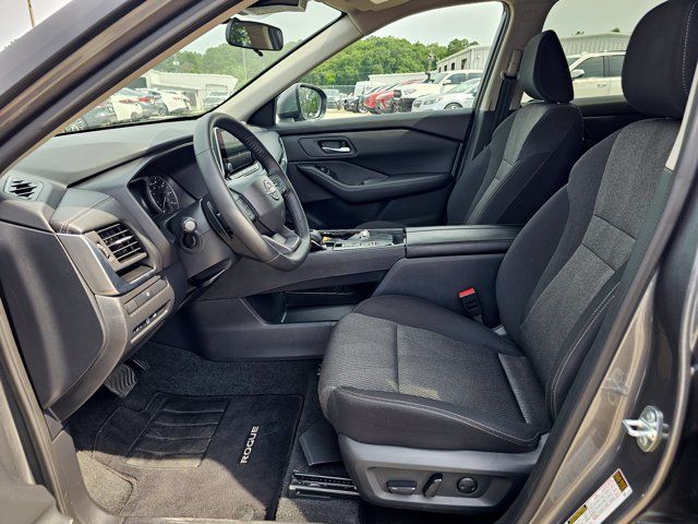 Used 2026 Nissan Rogue SV FWD image 34
