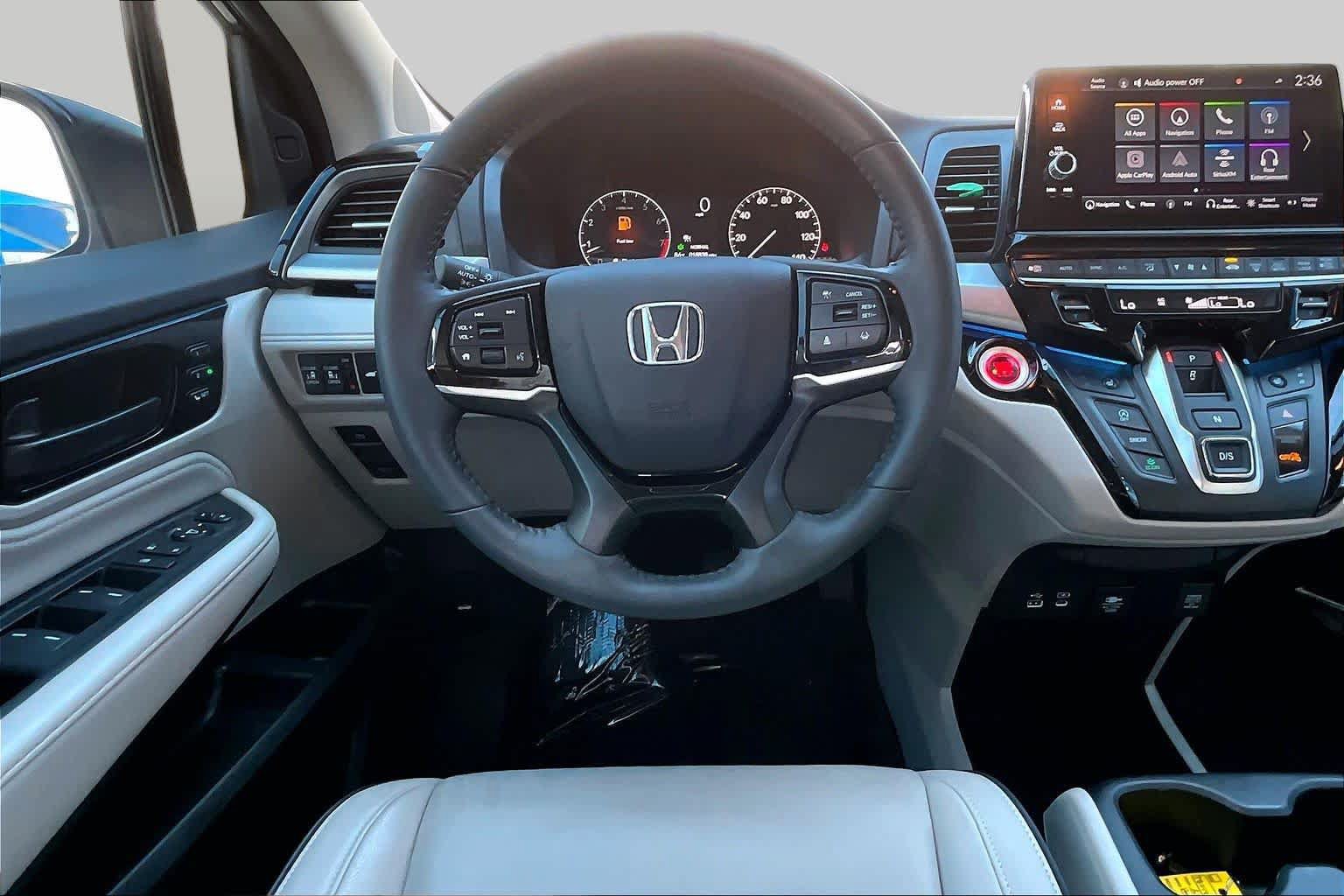 Used 2026 Honda Odyssey Touring image 6