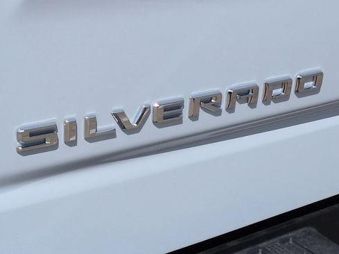 New 2026 Chevrolet Silverado 1500 LTZ w/ LTZ Premium Package AWD/4WD image 5