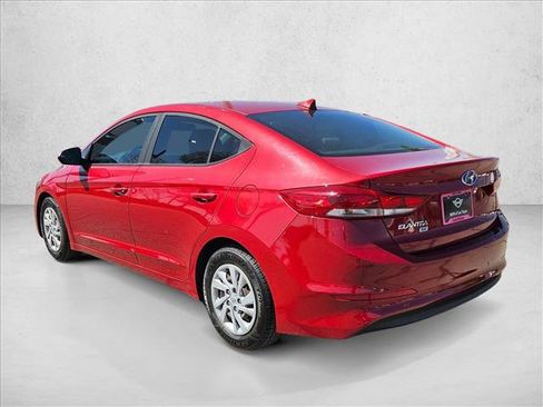 Used 2017 Hyundai Elantra SE FWD image 8