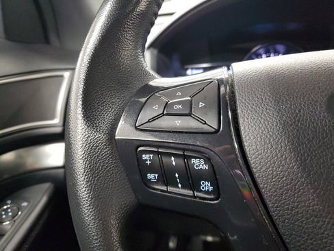 Used 2018 Ford Explorer XLT w/ Equipment Group 202A image 20