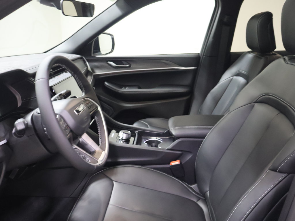 New 2027 Jeep Grand Cherokee Limited AWD/4WD image 9