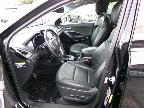 Used 2017 Hyundai Santa Fe Sport w/ 2.0T Ultimate Tech Package 05 AWD/4WD image 11