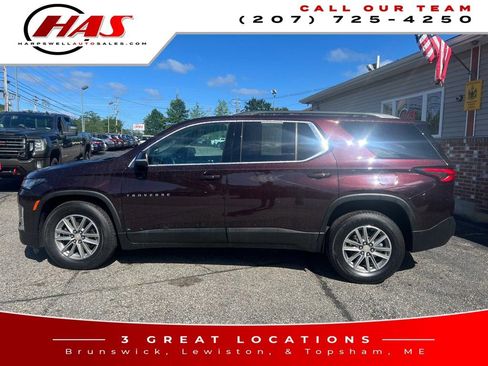 Used 2022 Chevrolet Traverse LT image 3