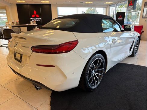 Used 2019 BMW Z4 sDrive30i w/ Convenience Package RWD image 5