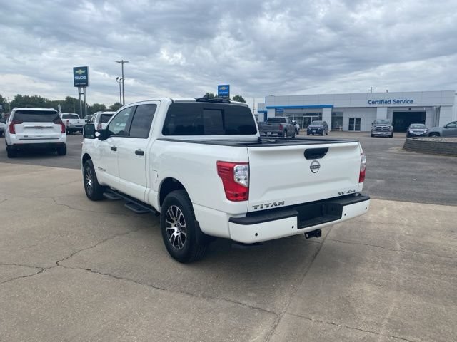 Used 2024 Nissan Titan SV w/ SV Convenience Package AWD/4WD image 4