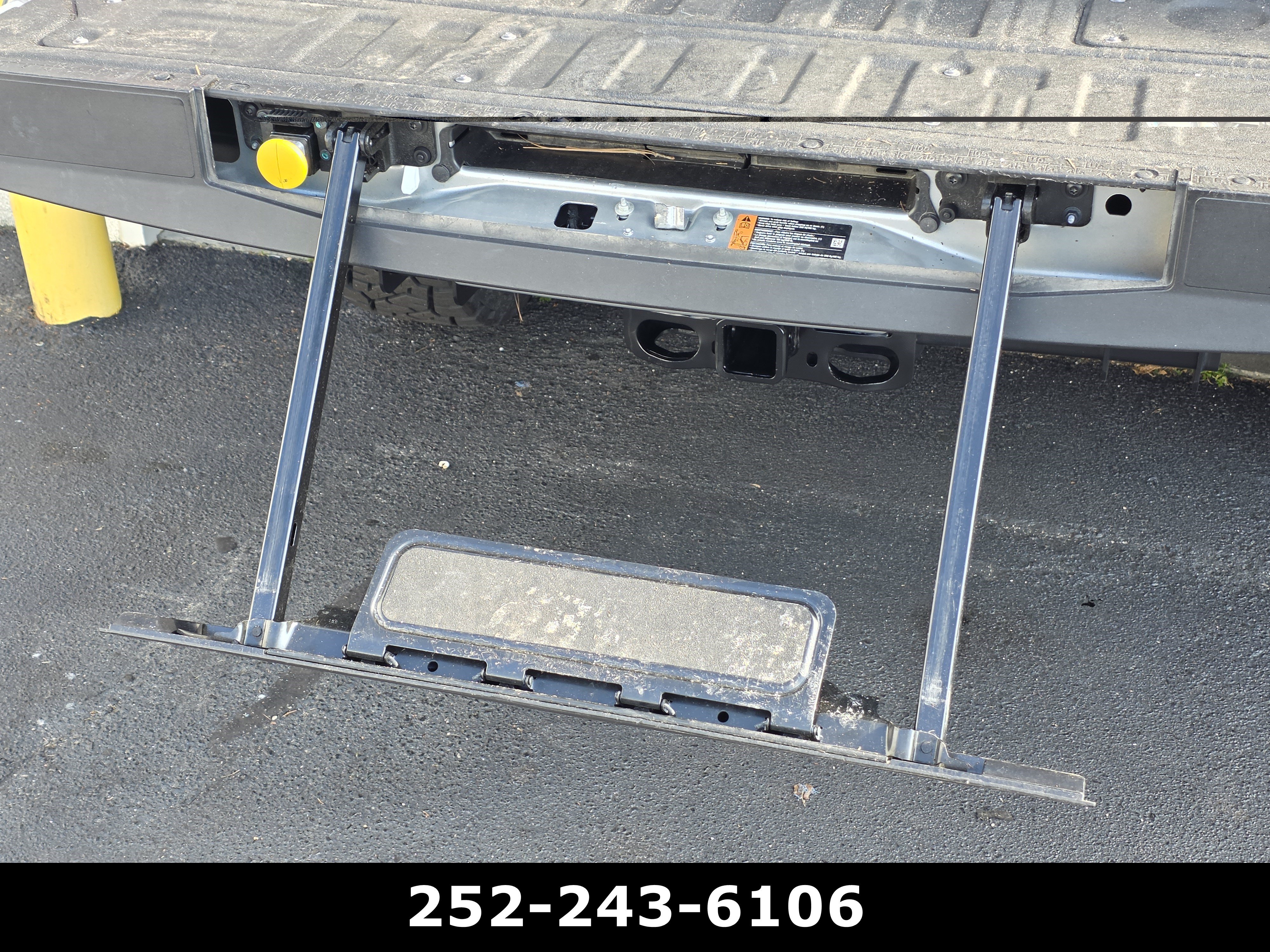Used 2024 Ford F350 Lariat w/ Lariat Ultimate Package AWD/4WD image 42