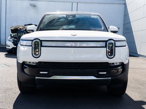 Used 2024 Rivian R1S Adventure AWD/4WD image 2