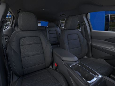 New 2026 Chevrolet Equinox EV LT image 16