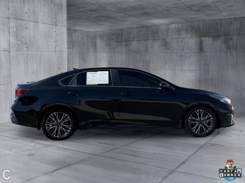Used 2024 Kia Forte GT-Line w/ GT-Line Premium Package FWD image 6