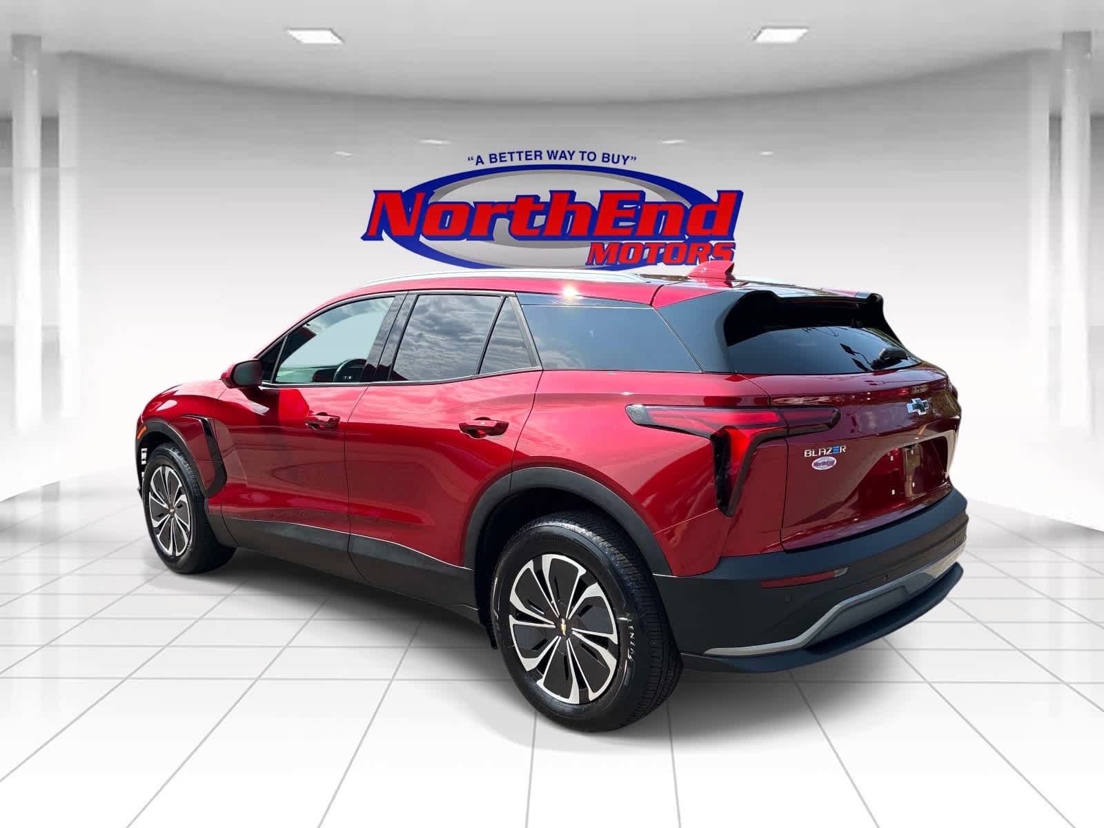 Used 2025 Chevrolet Blazer EV LT AWD/4WD image 5