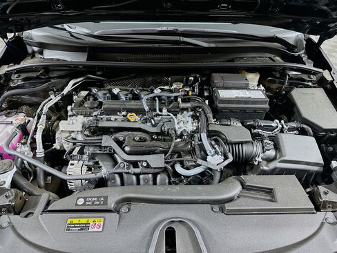 Used 2026 Toyota Corolla SE w/ SE Package FWD image 31