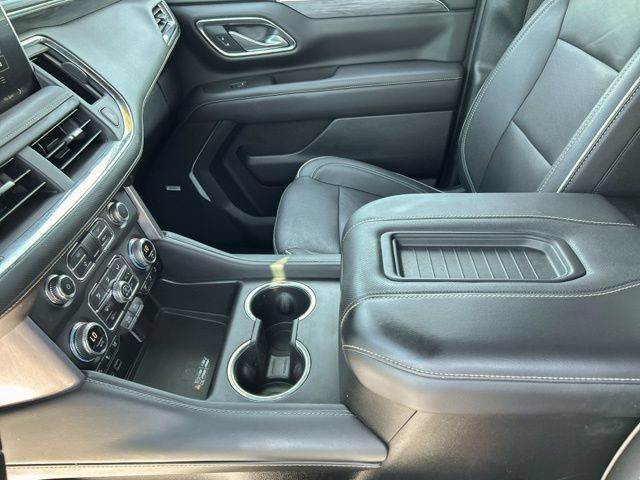 Used 2023 GMC Yukon SLT AWD/4WD image 33