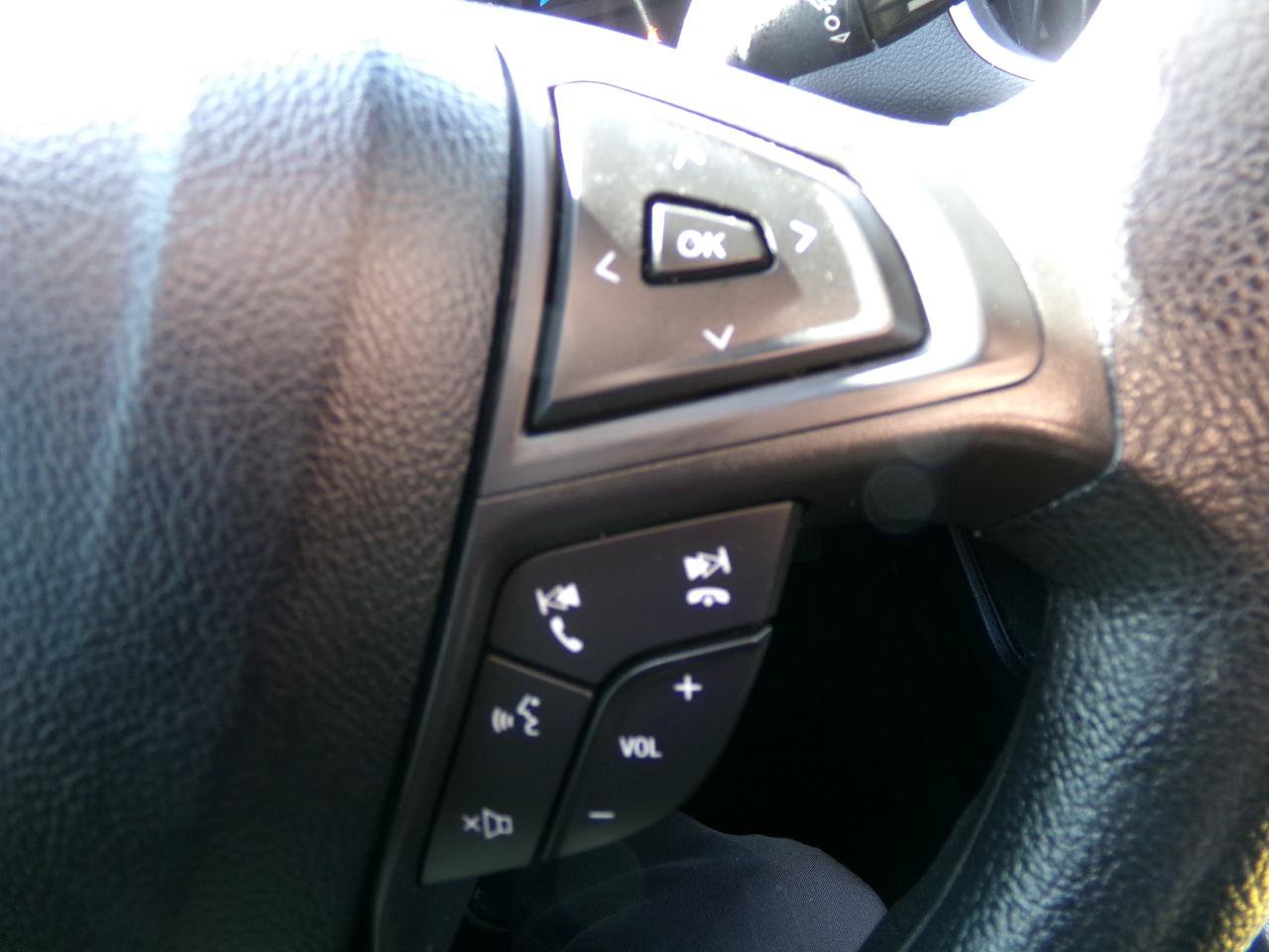 Used 2023 Ford Edge SE AWD/4WD image 15